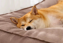 Load image into Gallery viewer, Hipipet British Classic Style Removable and Washable Pet Bed