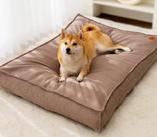 Load image into Gallery viewer, Hipipet British Classic Style Removable and Washable Pet Bed